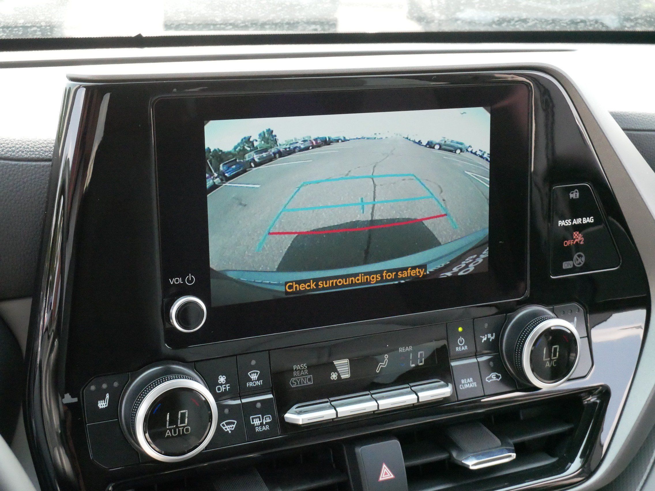 Certified 2026 Toyota Highlander XLE AWD/4WD image 32