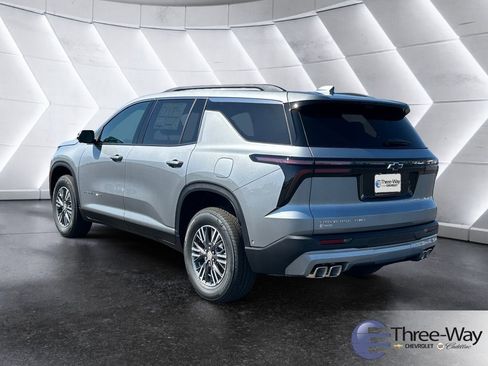 New 2026 Chevrolet Traverse LT AWD/4WD image 3