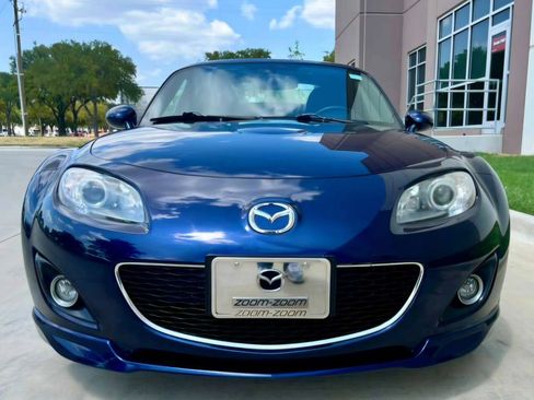 Used 2012 MAZDA MX-5 Miata Touring w/ Appearance Pkg RWD image 2