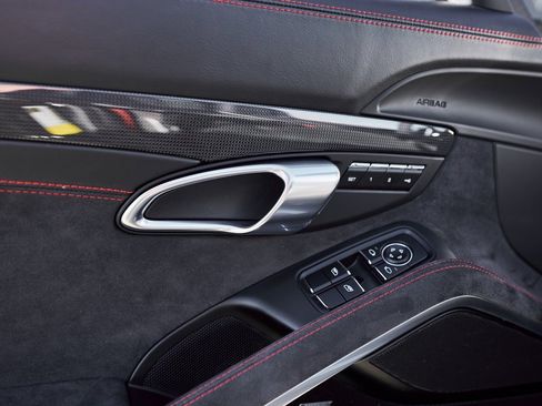 Used 2019 Porsche 911 Targa 4 GTS image 29