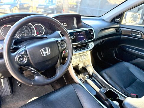 Used 2015 Honda Accord EX-L image 12