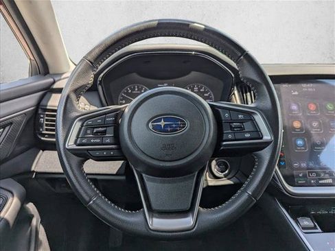 Used 2025 Subaru Outback Premium AWD/4WD image 15