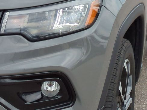Used 2022 Jeep Compass Limited AWD/4WD image 11