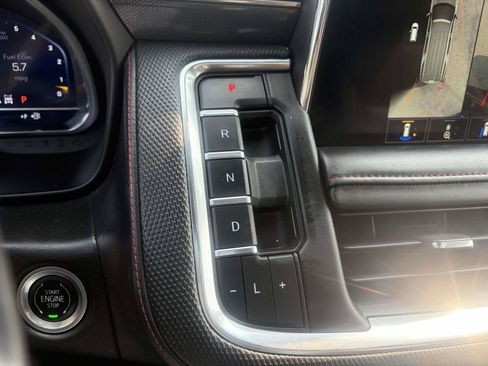 Used 2022 Chevrolet Tahoe RST w/ Sport Performance Package AWD/4WD image 20