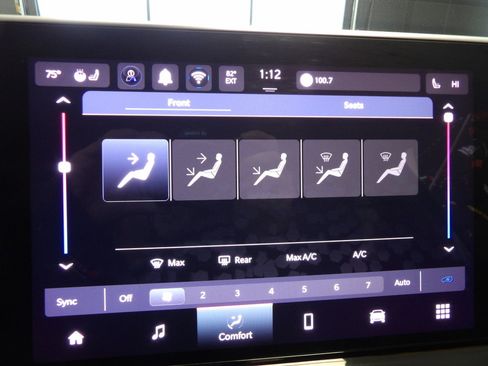 Used 2024 Jeep Compass Limited image 36