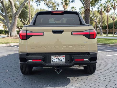 Certified 2024 Hyundai Santa Cruz SEL image 6