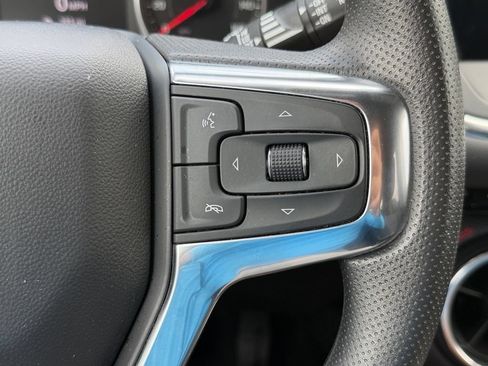 Used 2025 Chevrolet Blazer LT AWD/4WD image 22