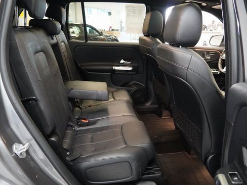 Used 2020 Mercedes-Benz GLB 250 4MATIC image 32