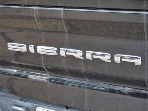 Used 2025 GMC Sierra 2500 AT4 w/ AT4 Premium Plus Package AWD/4WD image 22
