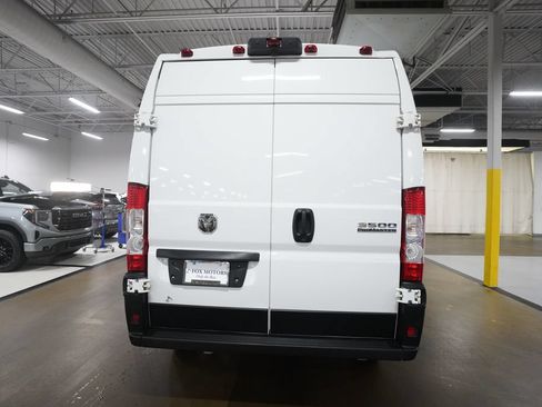 Used 2025 RAM ProMaster 3500 w/ Convenience Group FWD image 25
