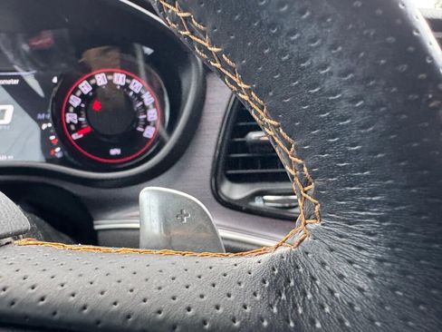 Used 2019 Dodge Challenger R/T Scat Pack w/ Stars & Stripes Edition image 27