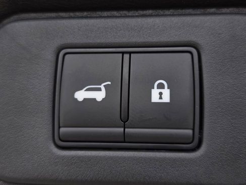 New 2026 Nissan Rogue SV AWD/4WD image 10