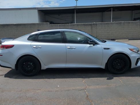Used 2019 Kia Optima SX FWD image 5