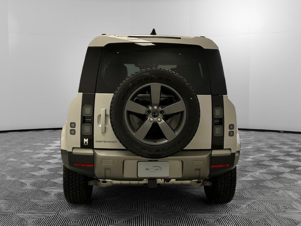 New 2026 Land Rover Defender 110 S AWD/4WD image 4