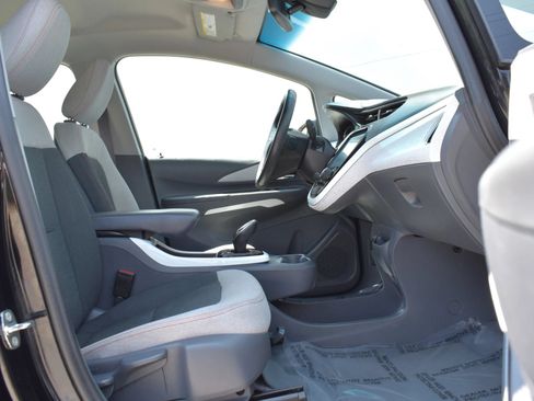 Used 2017 Chevrolet Bolt LT FWD image 28