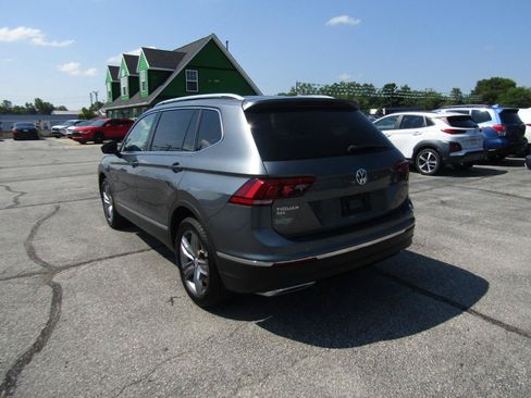Used 2021 Volkswagen Tiguan SEL AWD/4WD image 5