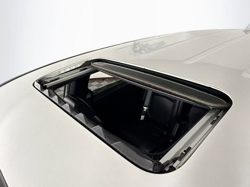 Certified 2023 Honda Odyssey Sport image 40