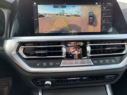 Used 2020 BMW 330i xDrive Sedan w/ Premium Package image 27