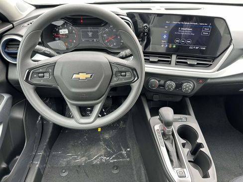 New 2026 Chevrolet Trax LS w/ Driver Confidence Package image 8