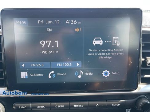 Used 2023 Hyundai Venue SEL w/ Cargo Package FWD image 18