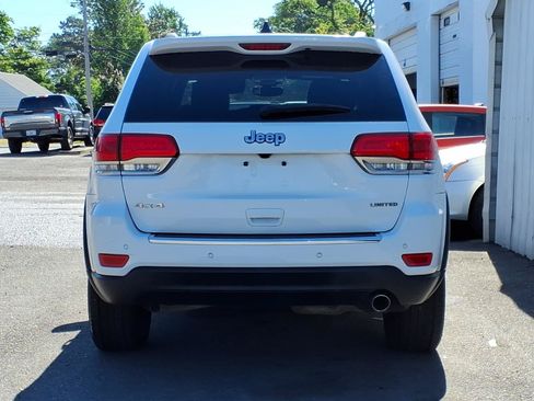 Used 2019 Jeep Grand Cherokee Limited AWD/4WD image 4