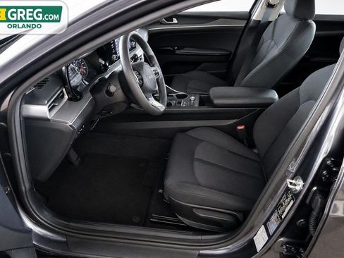 Used 2022 Kia K5 LXS FWD image 8