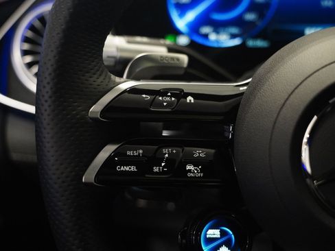 Used 2025 Mercedes-Benz EQS AMG 4MATIC image 17