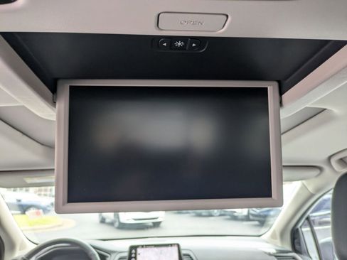 Used 2025 Honda Odyssey Elite image 23