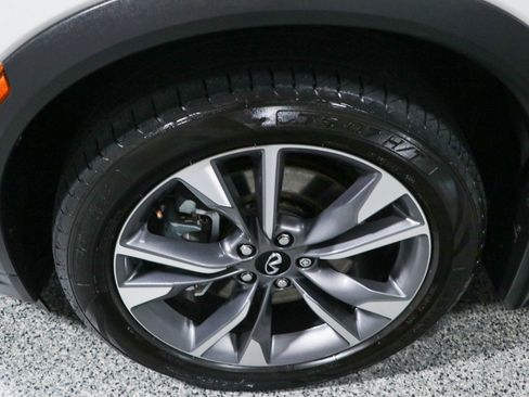 Used 2024 INFINITI QX60 Luxe w/ Cargo Package FWD image 11