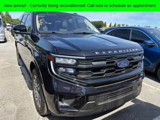 Used 2025 Ford Expedition Active AWD/4WD video 1