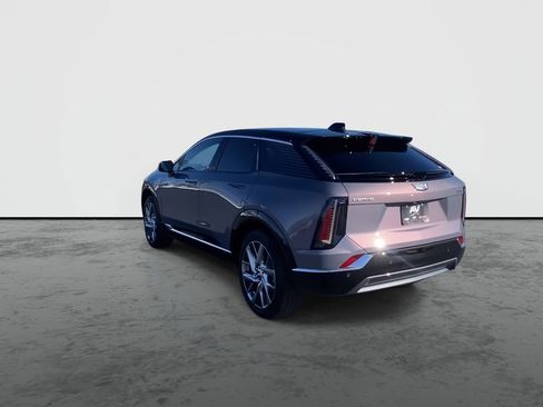 New 2026 Cadillac Optiq Luxury 1 image 6