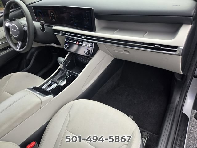 Used 2025 Hyundai Tucson SEL AWD/4WD image 19