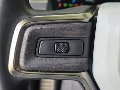 Used 2024 Rivian R1S Adventure AWD/4WD image 30