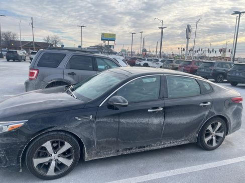 Used 2019 Kia Optima S w/ S Panoramic Sunroof Package image 4