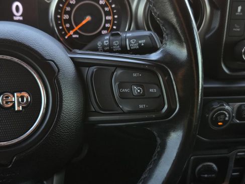 Used 2020 Jeep Wrangler Unlimited Sport S AWD/4WD image 24