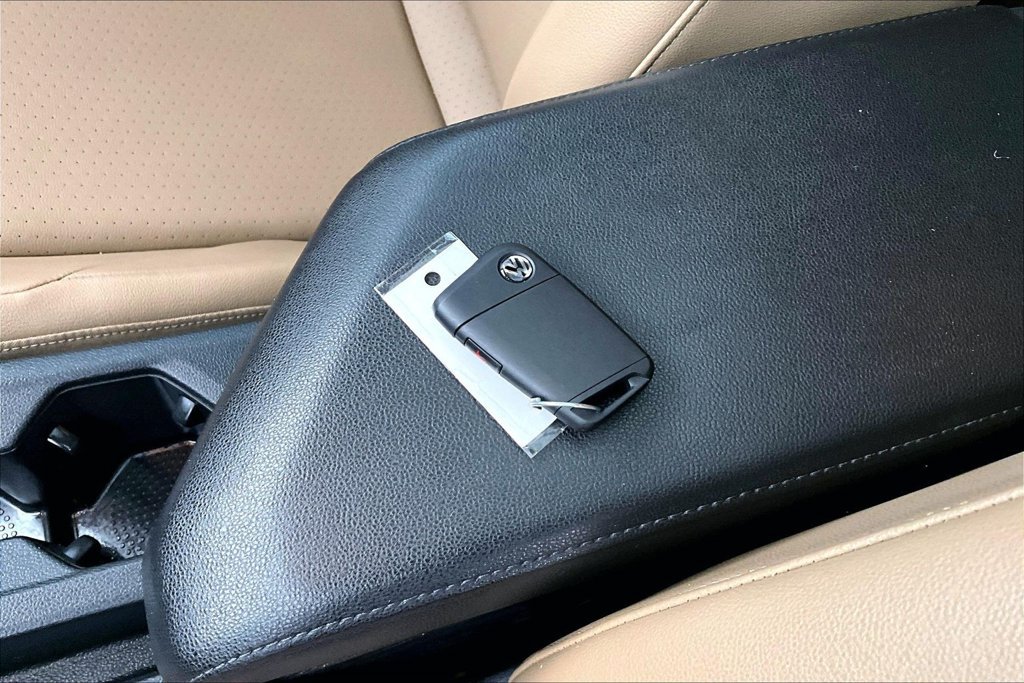 Used 2019 Volkswagen Jetta SEL FWD image 35
