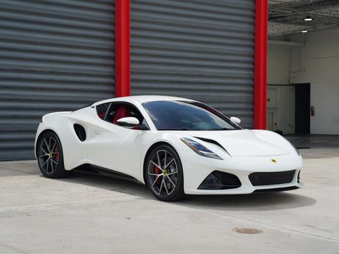 Used 2024 Lotus Emira First Edition RWD image 5