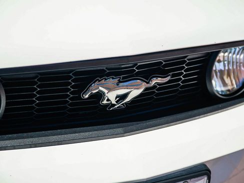 Used 2012 Ford Mustang GT Premium w/ GT Coupe Accessory Pkg 5 RWD image 12