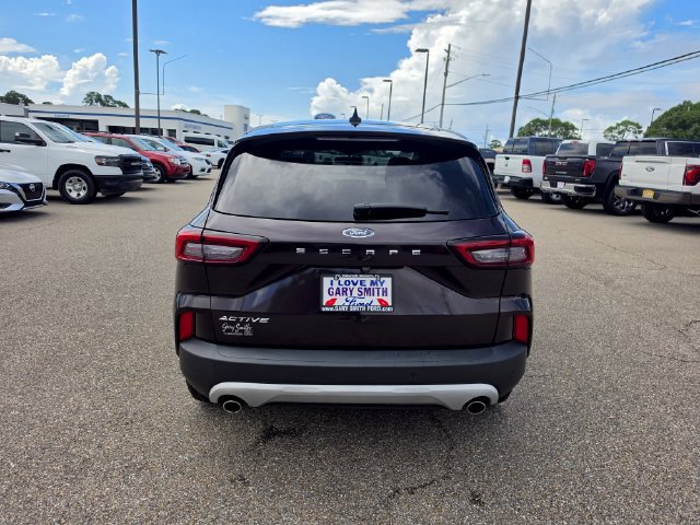 Used 2023 Ford Escape Active w/ Tech Pack #1 FWD image 4