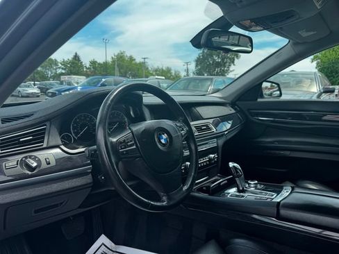 Used 2010 BMW 750Li xDrive AWD/4WD image 10