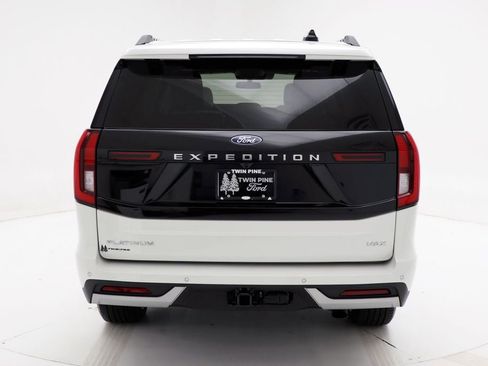 Used 2025 Ford Expedition Max Platinum w/ Platinum Ultimate Package AWD/4WD image 8
