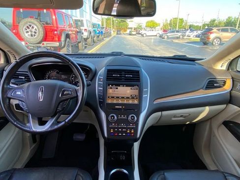 Used 2016 Lincoln MKC Reserve w/ Lincoln MKC Climate Package AWD/4WD image 17