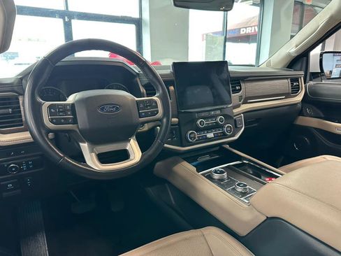 Used 2023 Ford Expedition Max Limited image 33