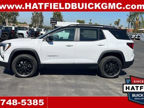 New 2026 GMC Terrain Elevation w/ Elevation Premium Package AWD/4WD image 2