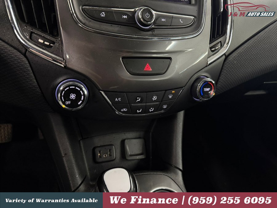 Used 2019 Chevrolet Cruze LS w/ LS Convenience Package FWD image 20