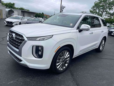 Used 2020 Hyundai Palisade Limited FWD image 2