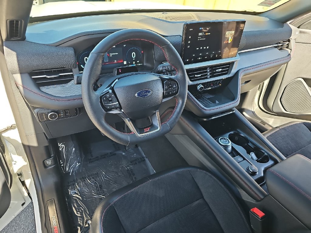 Used 2025 Ford Explorer ST w/ Sun And Sound Package AWD/4WD image 18