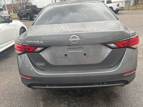 Used 2024 Nissan Sentra S image 7