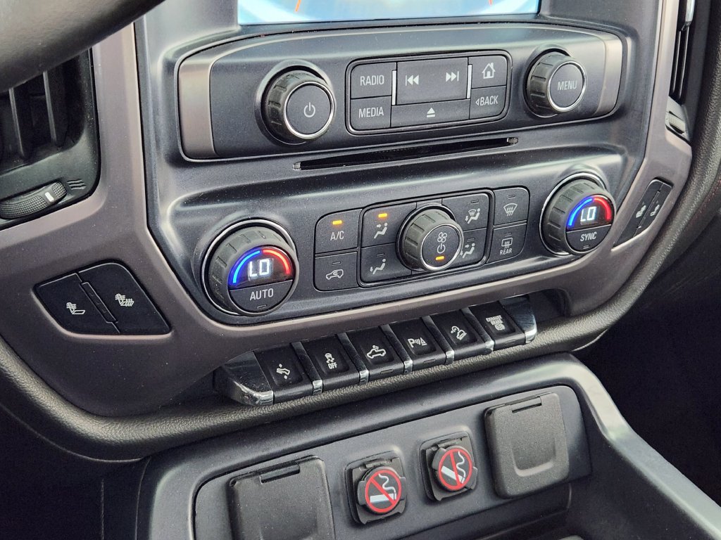 Used 2016 GMC Sierra 2500 SLT w/ Duramax Plus Package AWD/4WD image 24