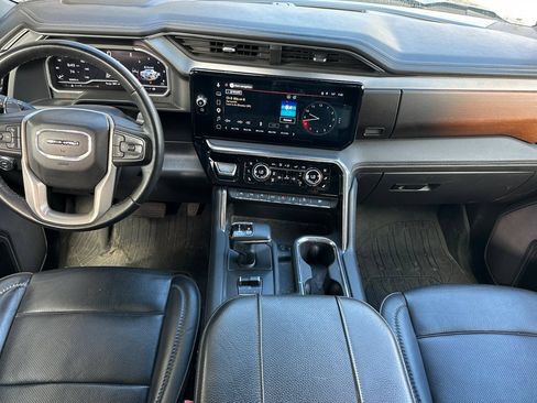 Used 2023 GMC Sierra 1500 Denali w/ Denali Reserve Package AWD/4WD image 12